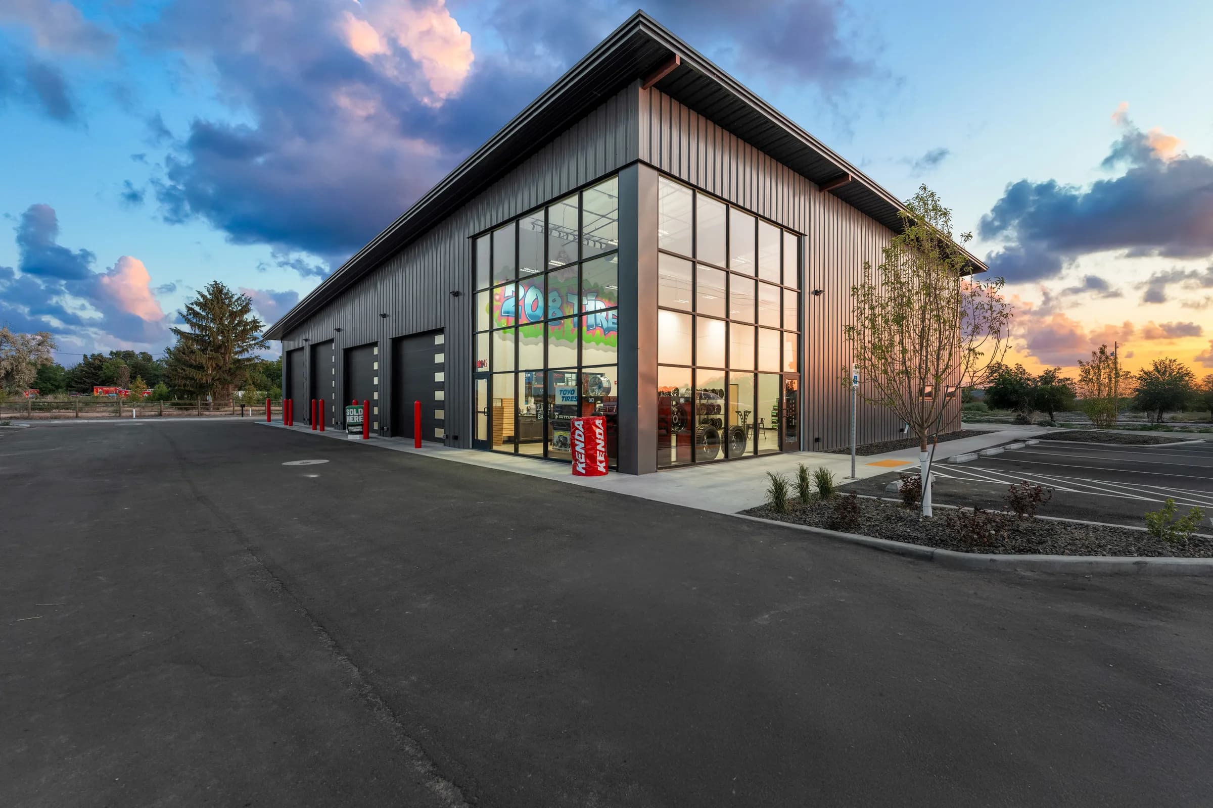 208 Tire shop building at dusk
